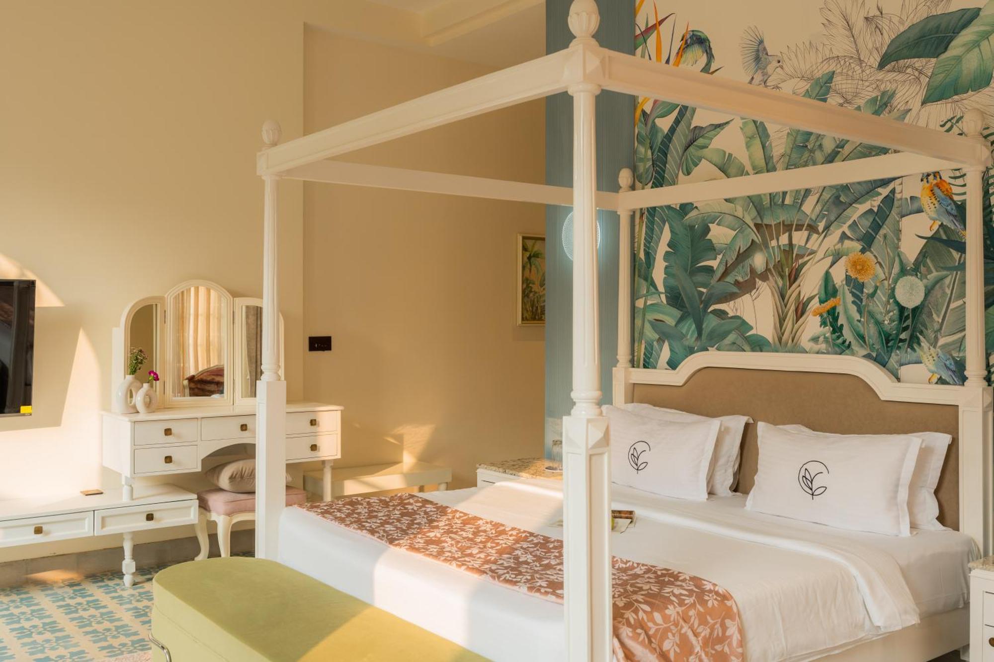 Elivaas 4 Bhk Villa With Pvt Pool & Jacuzzi-Yashgeet Siolim Eksteriør billede