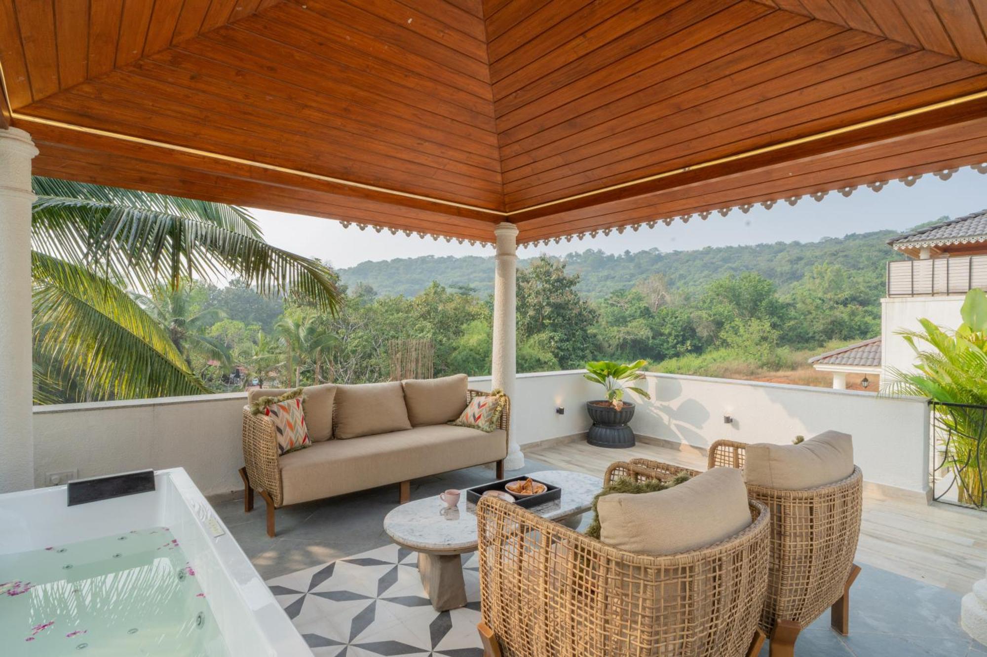 Elivaas 4 Bhk Villa With Pvt Pool & Jacuzzi-Yashgeet Siolim Eksteriør billede